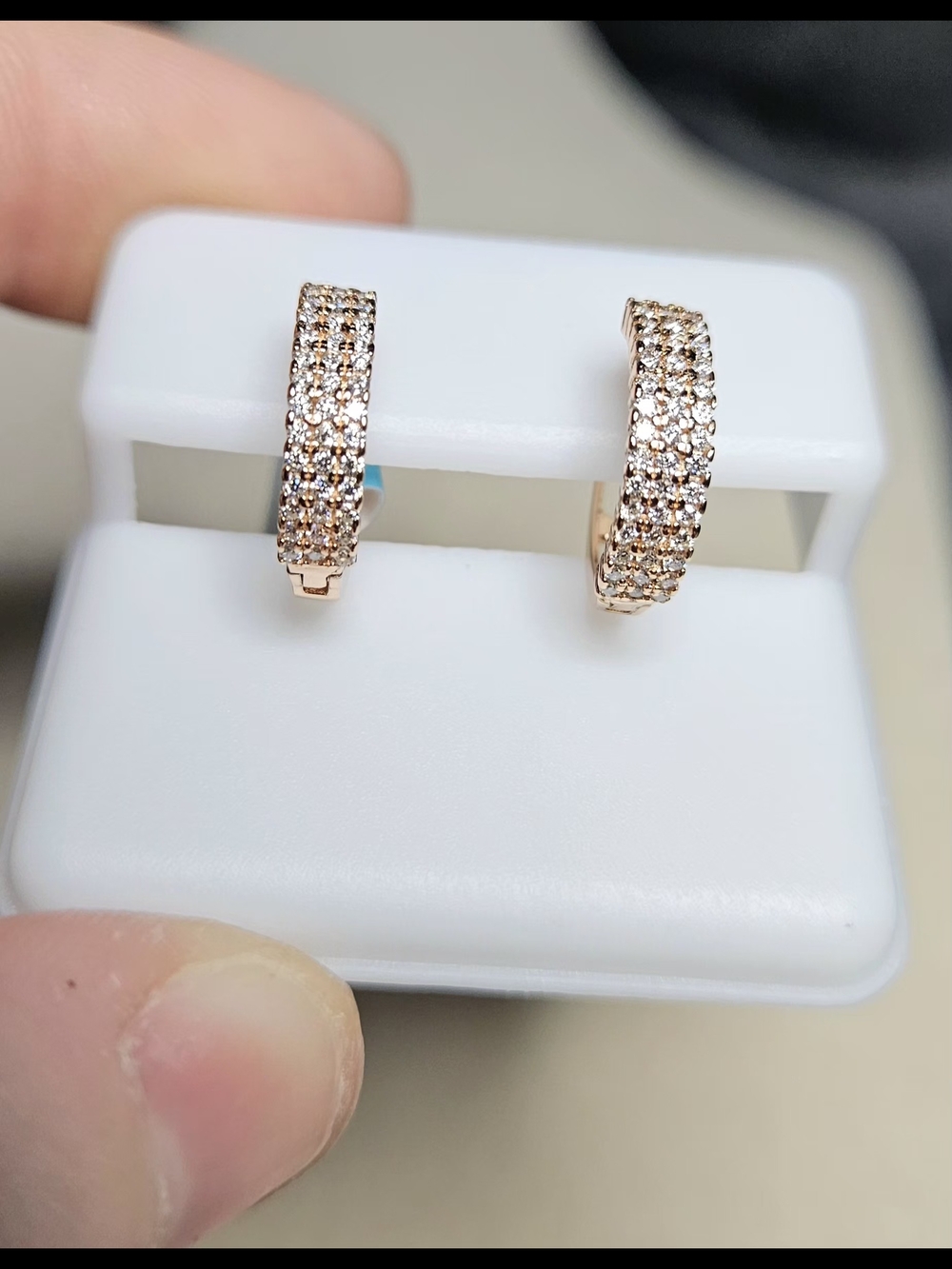 Luxury 925 Silver Moissanite Triple Row Huggie Hoop Earrings 0.44CTW VVS